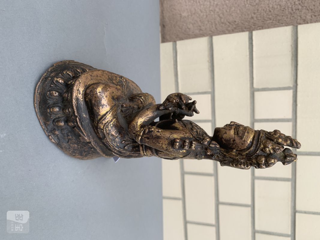 A GILT-BRONZE FIGURE OF VAJRADHARA - 图7